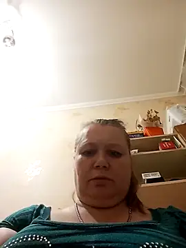 KiraStanton online show from 04/21/26, 07:28