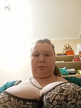 KiraStanton online show from 06/01/26, 08:43