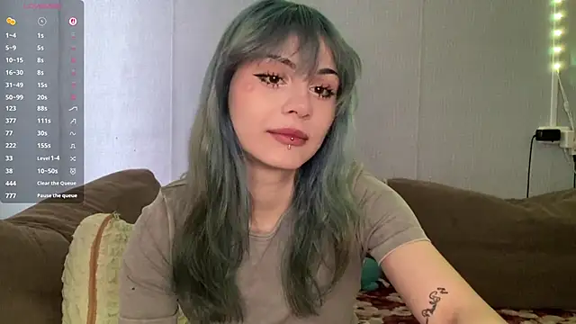 Emmibrilson online show from 04/23/26, 12:29