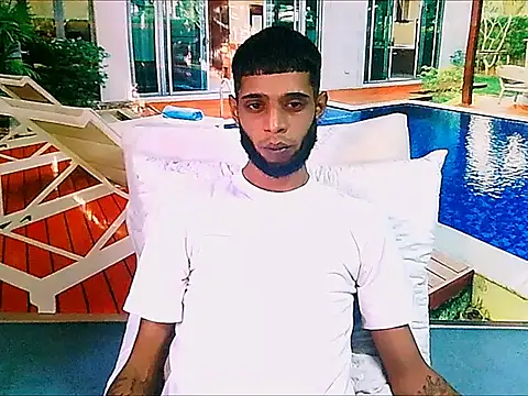 CharmingIndian1 online show from 04/21/26, 05:58