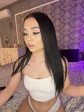 Olivia Noor online show from 03/16/26, 09:41