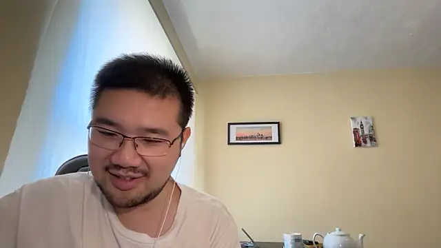 jasonryu2025 online show from 04/23/26, 12:29