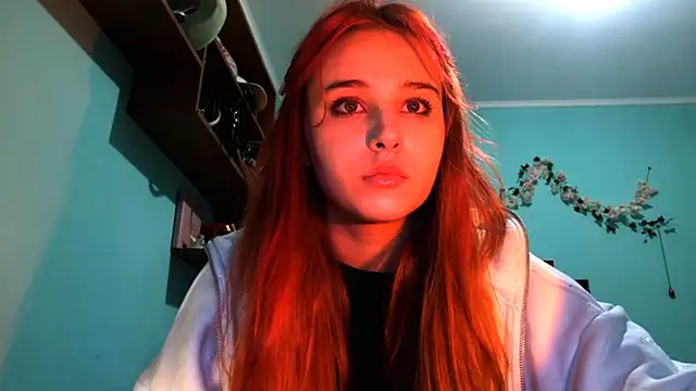 LolaBun online show from 04/28/26, 08:03