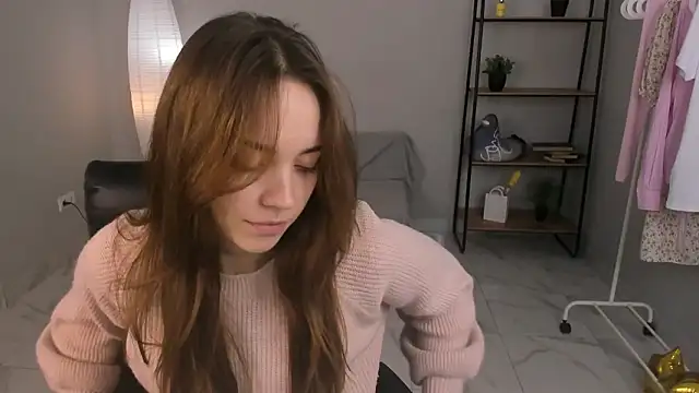 Milli Illian online show from 02/22/26, 09:41