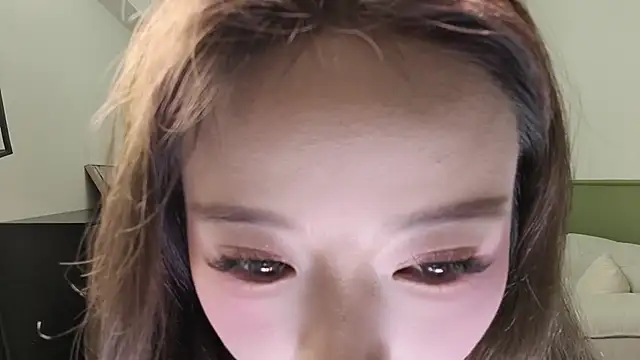 Snapshot of Ella_wan-wan chatting on 03/02/26, 12:56 Ella wan-wan online show from 03/02/26, 12:56