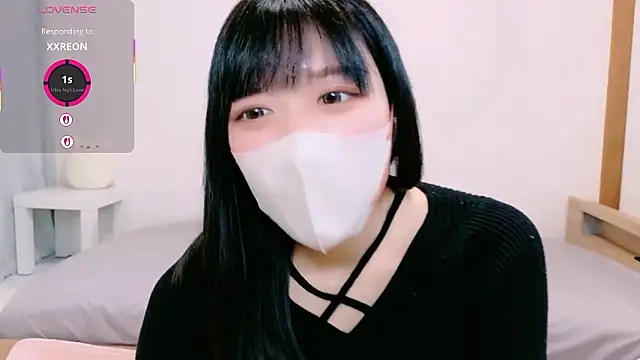 natsuka-chan online show from 03/14/26, 04:29