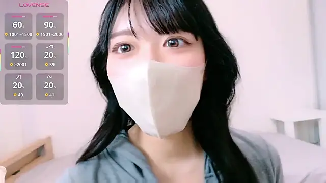 natsuka-chan online show from 03/22/26, 05:33