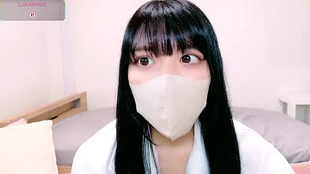 natsuka-chan online show from 04/05/26, 05:48