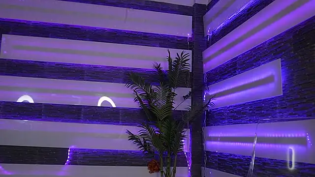 Snapshot of ItsIvyLicious_ chatting on 02/21/26, 08:54 ItsIvyLicious online show from 02/21/26, 08:54