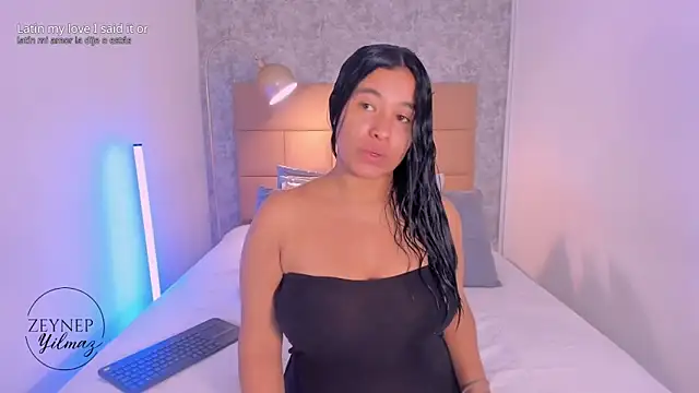 ZeynepYilmaz online show from 04/18/26, 08:53