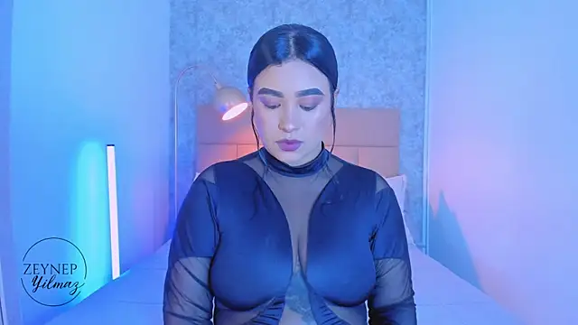 ZeynepYilmaz online show from 04/23/26, 08:11