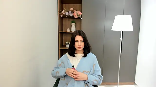 Snapshot of KerrieWeigel chatting on 02/21/26, 09:21 KerrieWeigel online show from 02/21/26, 09:21