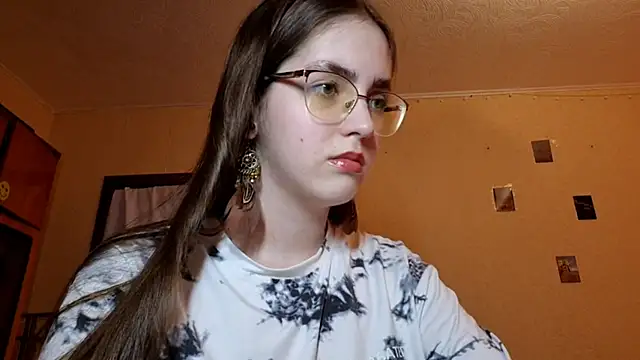 Katelemon online show from 03/09/26, 12:20