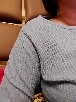 Snapshot of Sexy_Mona45 chatting on 02/20/26, 05:46 Sexy Mona45 online show from 02/20/26, 05:46