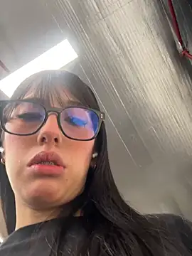 susi chimm online show from 05/19/26, 01:28