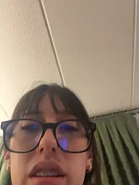 susi chimm online show from 06/04/26, 01:11