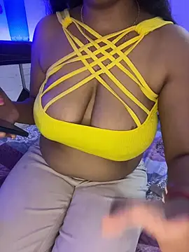 Queenlipx online show from 04/07/26, 05:57