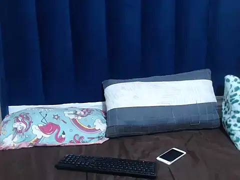 Snapshot of WilloWet chatting on 02/22/26, 04:38 WilloWet online show from 02/22/26, 04:38