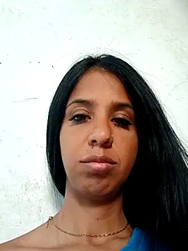 Snapshot of skinnyprety18 chatting on 02/23/26, 08:28 skinnyprety18 online show from 02/23/26, 08:28