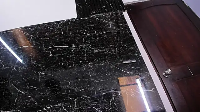 Michel Flores online show from 04/18/26, 07:58