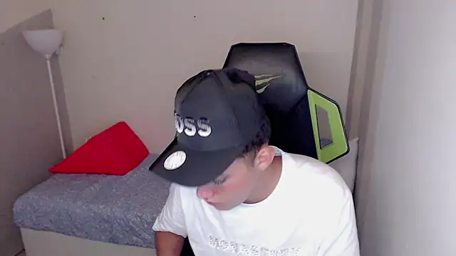 Street poemm  online show from 03/24/26, 09:42