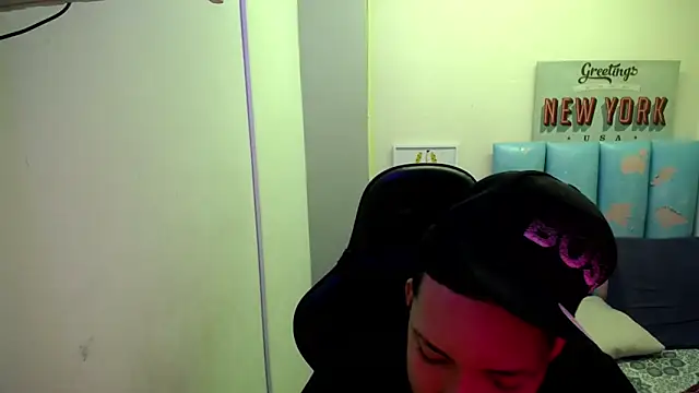 Street poemm  online show from 04/22/26, 07:59