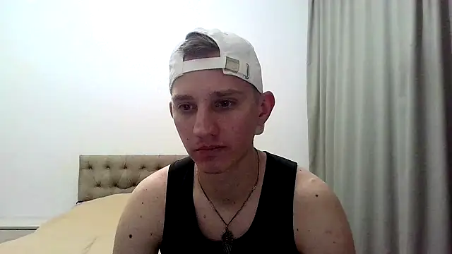 Snapshot of RyanRubber chatting on 02/22/26, 11:47 RyanRubber online show from 02/22/26, 11:47