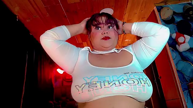 NikollThoms online show from 04/22/26, 12:18