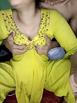 Snapshot of CollegeGrill chatting on 02/22/26, 10:08 CollegeGrill online show from 02/22/26, 10:08