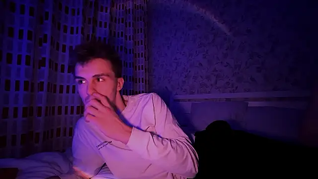 Snapshot of Mrkallin chatting on 02/23/26, 01:25 Mrkallin online show from 02/23/26, 01:25