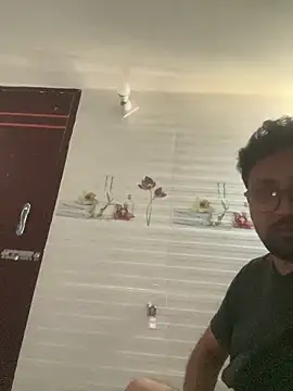 Snapshot of SteamyWave37 chatting on 02/21/26, 07:53 SteamyWave37 online show from 02/21/26, 07:53