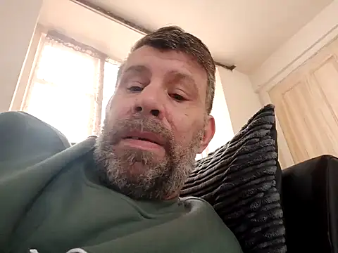 stud2512 online show from 03/06/26, 12:56