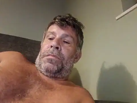 Snapshot of stud2512 chatting on 06/28/26, 09:21 stud2512 online show from 06/28/26, 09:21