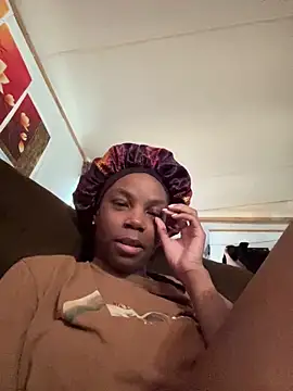 Snapshot of shegetthabag chatting on 03/01/26, 10:23 shegetthabag online show from 03/01/26, 10:23