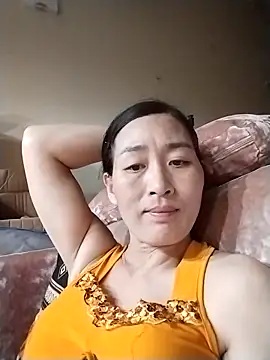 lris-Beauty77 online show from 04/17/26, 03:15