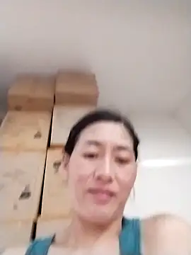 lris-Beauty77 online show from 04/23/26, 02:41