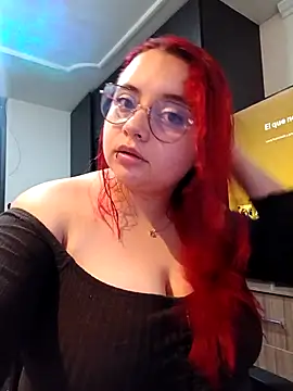 Snapshot of Andru29 chatting on 03/01/26, 01:18 Andru29 online show from 03/01/26, 01:18