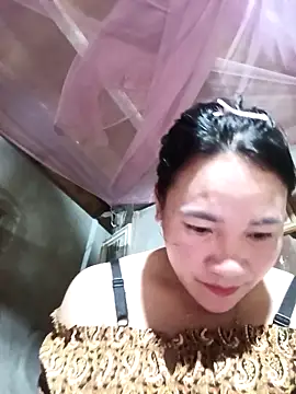 Snapshot of xiaowan_x01 chatting on 02/23/26, 01:52 xiaowan x01 online show from 02/23/26, 01:52