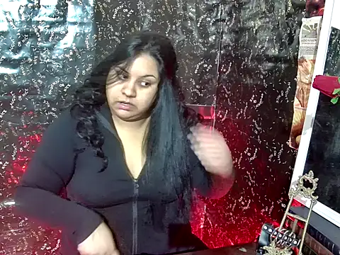 Snapshot of MistressMileenaMiami chatting on 07/04/26, 11:33 MistressMileenaMiami online show from 07/04/26, 11:33