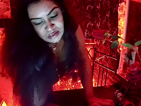 Snapshot of MistressMileenaMiami chatting on 07/19/26, 02:04 MistressMileenaMiami online show from 07/19/26, 02:04