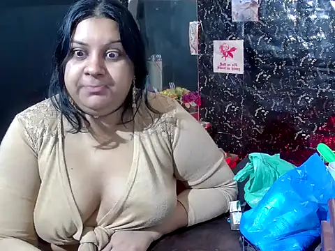 Snapshot of MistressMileenaMiami chatting on 07/20/26, 10:39 MistressMileenaMiami online show from 07/20/26, 10:39