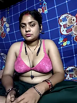 Aanushaka online show from 04/21/26, 04:01