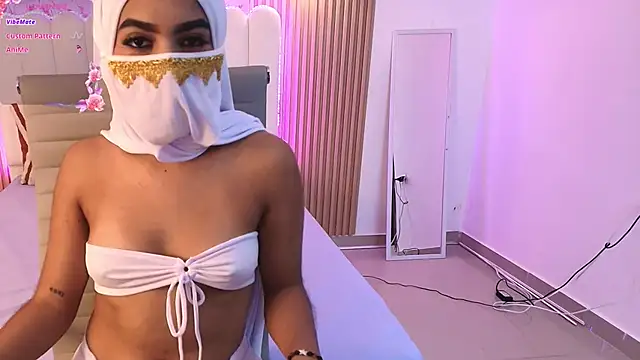 Snapshot of allyson_nahid chatting on 02/21/26, 12:50 allyson nahid online show from 02/21/26, 12:50