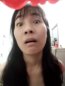 Snapshot of _Na_Na chatting on 02/28/26, 02:12 Na Na online show from 02/28/26, 02:12