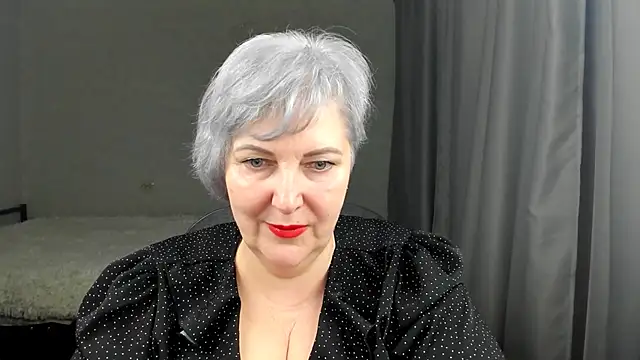 Mary-Leee online show from 03/01/26, 06:37