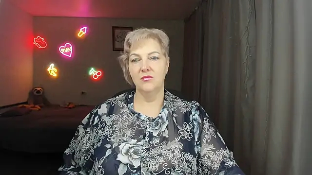 Snapshot of Mary-Leee chatting on 06/05/26, 06:52 Mary-Leee online show from 06/05/26, 06:52
