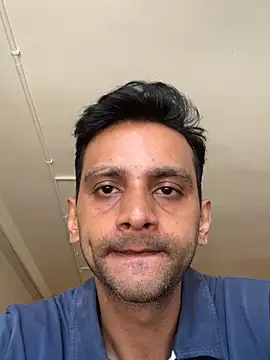 online4u08 online show from 04/23/26, 06:47