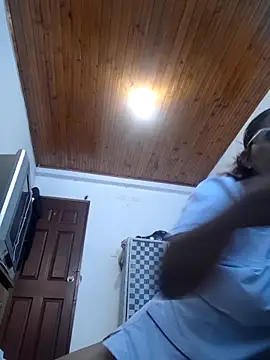 Lorenaluna online show from 04/20/26, 02:42