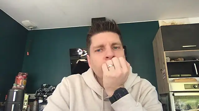 Minmoi1984 online show from 02/25/26, 08:57