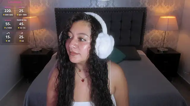 Snapshot of paulys_ chatting on 02/24/26, 11:19 paulys online show from 02/24/26, 11:19